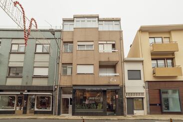 آپارتمان‌های توریست‌ها Sunny & Bright Duplex By Vacationy