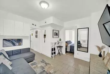 ツーリストアパートメント The Chiara Residence