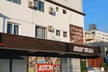 ユースホステル Acacia