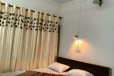 Pensão Ta Hayat