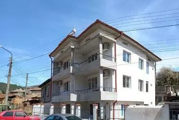 ペンション къща за гости балкански рай