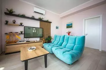 Pensió Villa 69   Jonufer
