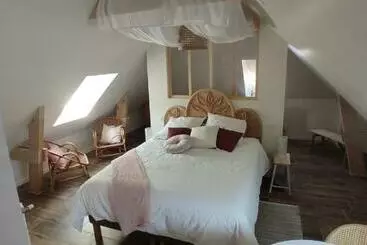 Bed and Breakfast Ty Madelez, Chambres De Charme, Gîtes, Crêperie Et Spa