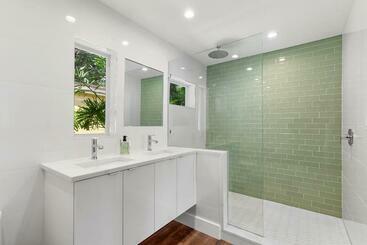 شقق خاصة سياحية ‘cozy Palms Oasis’ W/ Patio: 4 Mi To St Pete Beach