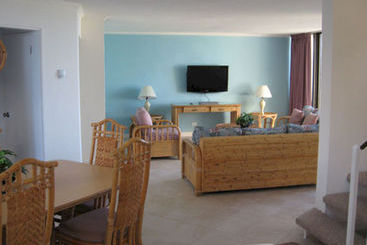 Blue Water Resort At Cable Beach