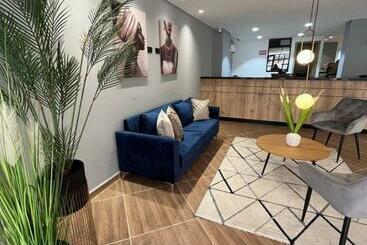 هتل California City