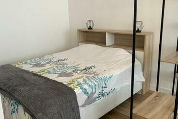 شقق خاصة سياحية Studio Des Thoniers