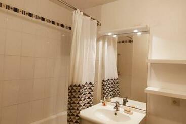 דירות לתיירים Appartement Cœur De Ville Parking Gratuit Wifi