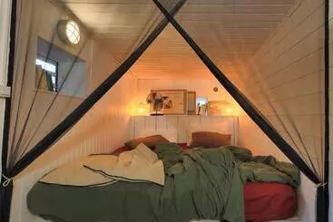 آپارتمان‌های توریست‌ها L Incroyable Maison De Mamie Mechant