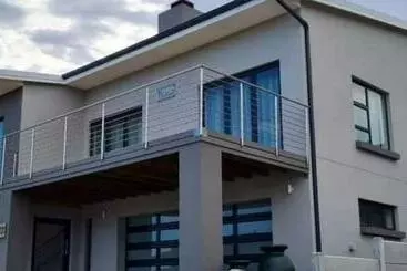 آپارتمان‌های توریست‌ها Villa Dubaai