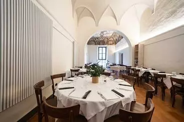 Pension  Bonacolsi Collection