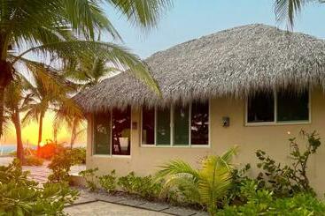 ツーリストアパートメント Oceanfront Villa Zihuatanejo