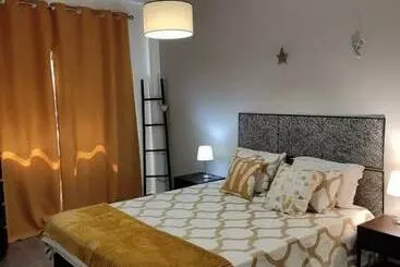 آپارتمان‌های توریست‌ها A Casa Da Nocas