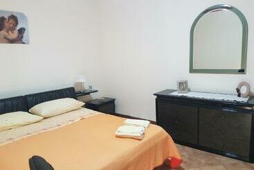 Apartamenty turystyczne Appartamento Del Corso