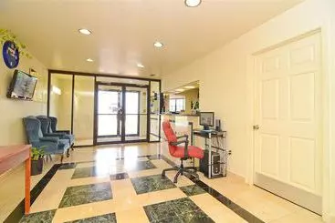 ホテル Americas Best Value Inn & Suites Smithville