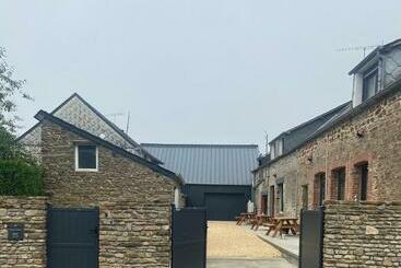 דירות לתיירים Gîtes Le Mont Desclos Saint Michel