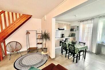 شقق خاصة سياحية Villa 2 Chambres Proche D’un Lac