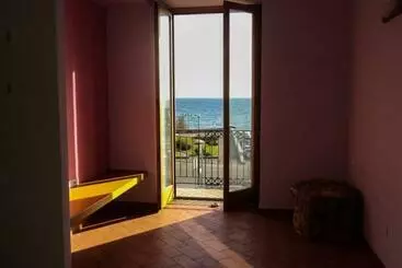 Appartamenti turistici Beautiful And Cozy Seaview Residence