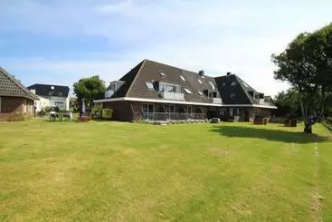 ツーリストアパートメント Seaside Amrum 1