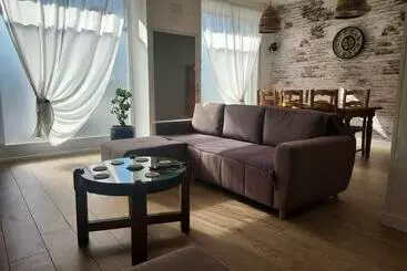 Turistihuoneistot La Sweet Du Globe Maubeuge