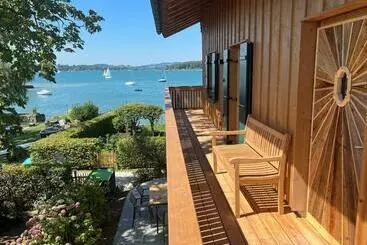 Turistihuoneistot Hoixl Gütl Auf Der Fraueninsel