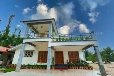 Apartamentos turísticos Kodebailu Homestay   3bh Full Villa, Home Food, Coffee Estate