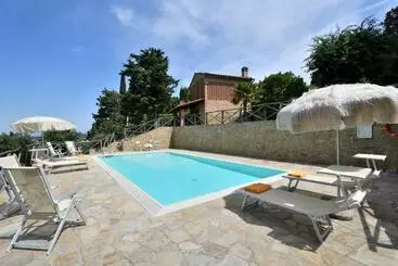 Turistlejligheder Villa Frantusina