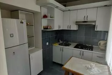 آپارتمانهای توریستها Budget One Room Apartment