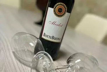 ツーリストアパートメント Jasmine House