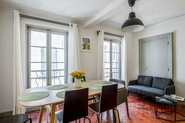 관광객 아파트 Splendid Apartment With A Terrasse And A Garden   Avignon   Welkeys