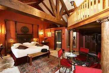 هتل Château De Varillettes