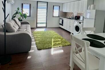 Turistlejligheder Lovely Loft