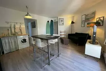 آپارتمان‌های توریست‌ها Splendide Appartement De Charme Avec Patio, Parking Et Plage à 3 Minutes
