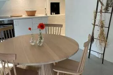 Tourist flats Two Bedroom, Newly Renovated, Garden Apartment, Gärsnäs österlen