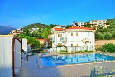 Apartamenty turystyczne Astounding Villa With Private Pool In Kas