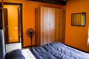 Apartamenty turystyczne Ciceri Properties Ciancino