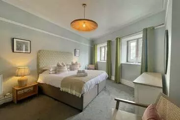 ツーリストアパートメント Grandy Nook