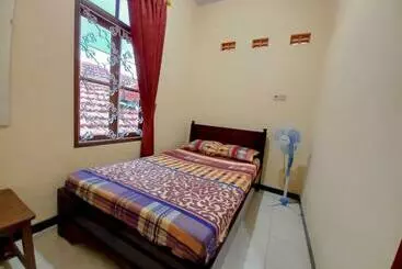 Pension Rumah Kost Nakula