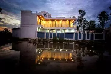 Apartaments turístics Sherlock Homes 221b Lonavala 4bhk