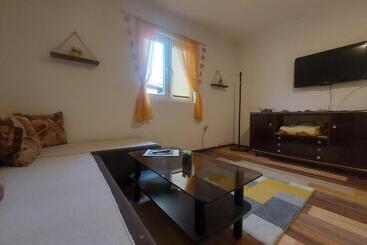 پانسیون Pandora S Place