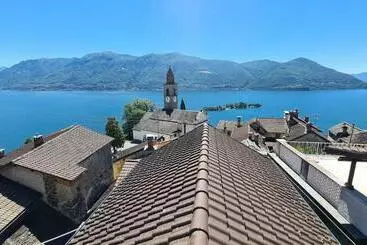 Appartamenti turistici Spacious House In Village Center With A View