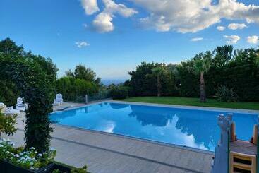 شقق خاصة سياحية Villa Luigi Pirandello