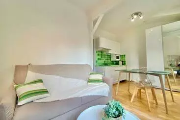 Ferienwohnungen Le Bréa Cosy Studio Dans La Vieille Ville