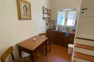 ツーリストアパートメント Ocagiuliva