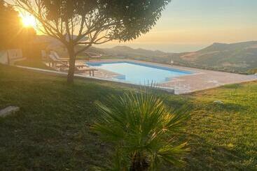 דירות לתיירים Villa Infinity