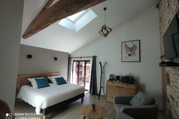 住宿加早餐 Domaine De L Orfraie