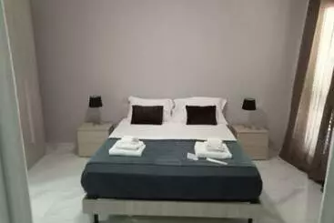 ツーリストアパートメント Ettore Casa Vacanze