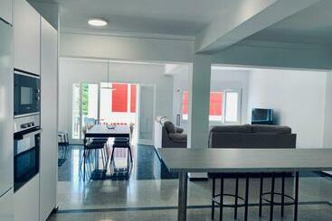 Appartamenti turistici Hauzify I Apartament Riera