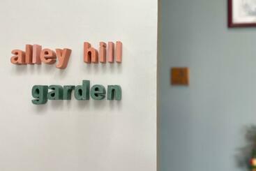 Aparthotel Alleyhill Phuket  Private & Cozy Boutique