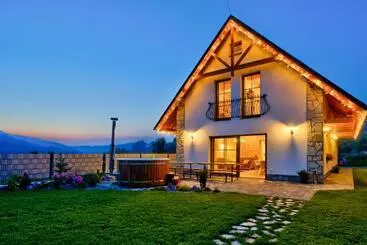 ツーリストアパートメント Chalet West   Zuberec